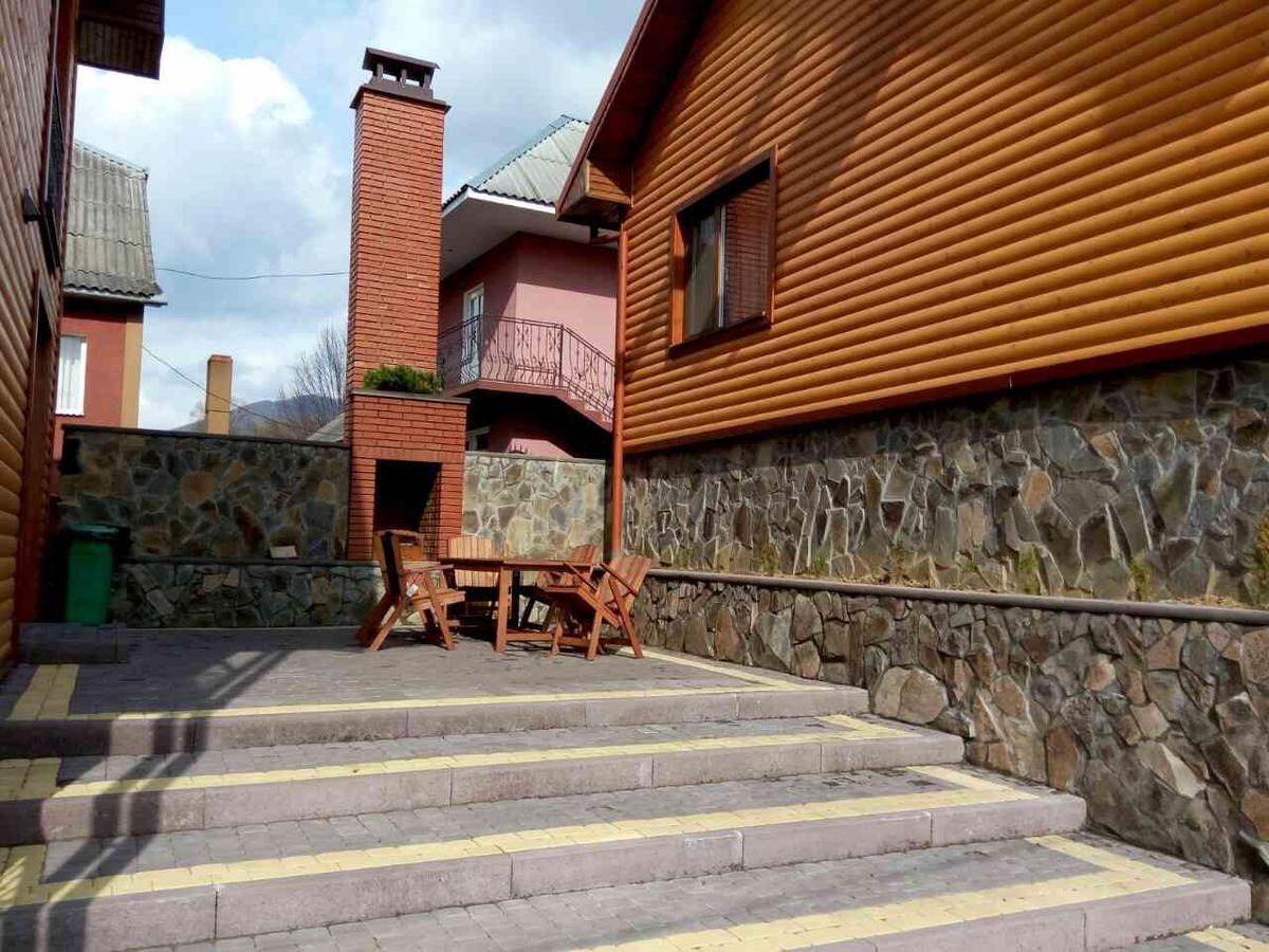 Mini Hotel Solnce Karpat Poljana Exterior foto