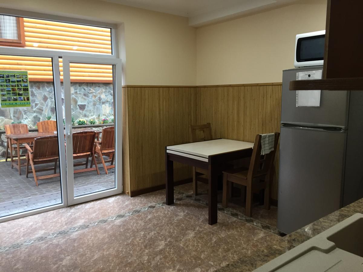 Mini Hotel Solnce Karpat Poljana Exterior foto